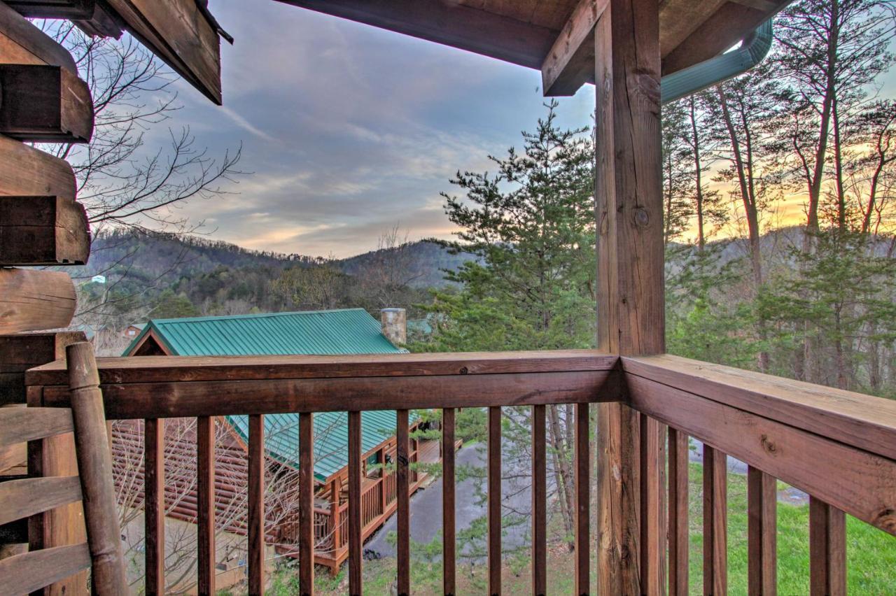 Pigeon Forge Cabin With Hot Tub And Mountain Views! Exterior foto