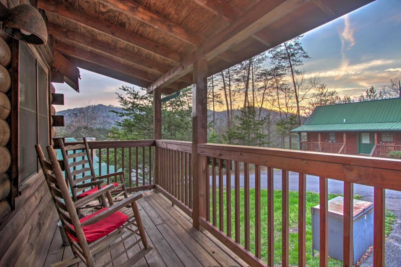 Pigeon Forge Cabin With Hot Tub And Mountain Views! Exterior foto